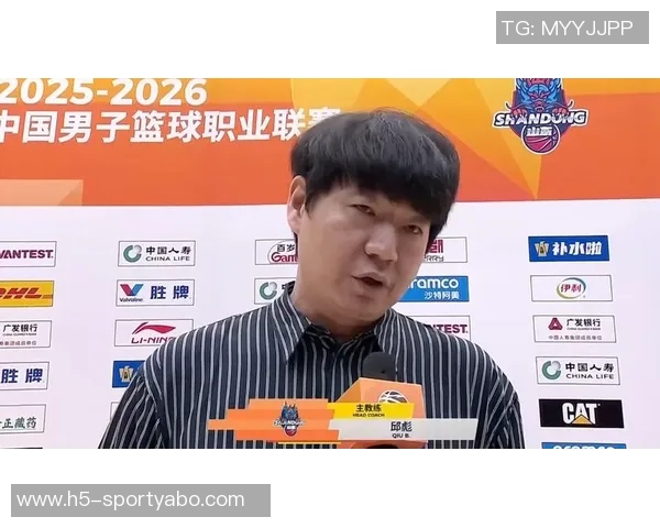 邱彪直言球队表现不佳需反思赢球掩盖问题引发山东球迷不满